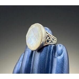 Whitney Kelly Sterling Silver Mother of Pearl Ring | Celtic Trinity Knot Size 8